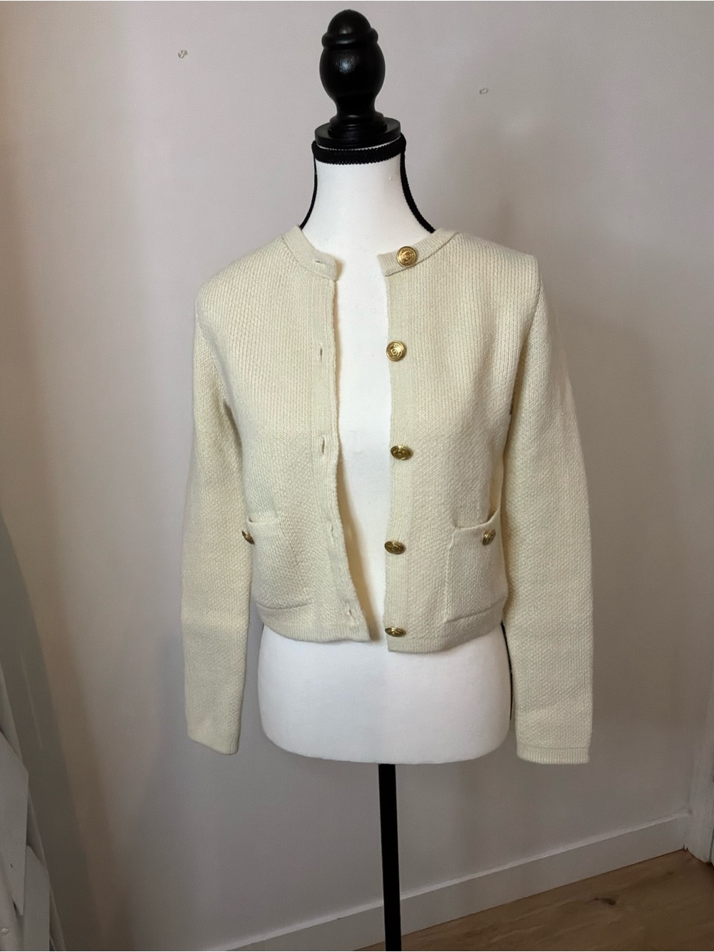 ZARA | INSPIRED CROPPED CREAM KNIT BUTTON FRONT JACKET - Picture 2 of 6